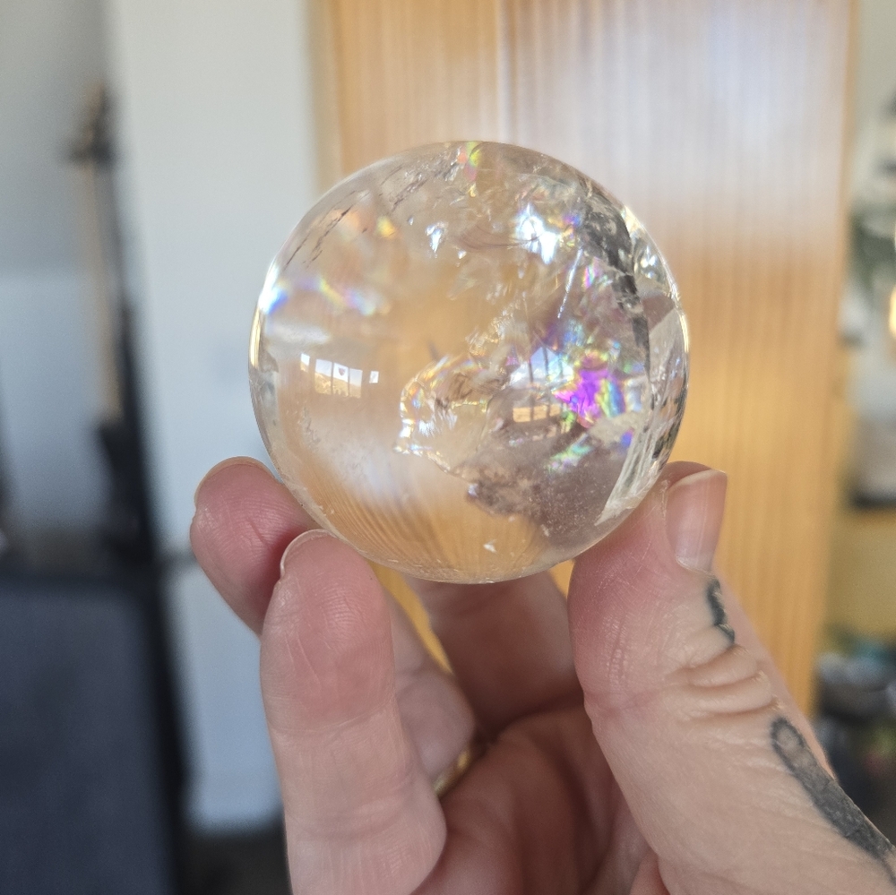 Quartz Crystal Sphere loads of fairy Rainbow Inclusions - Picture 11 of 11